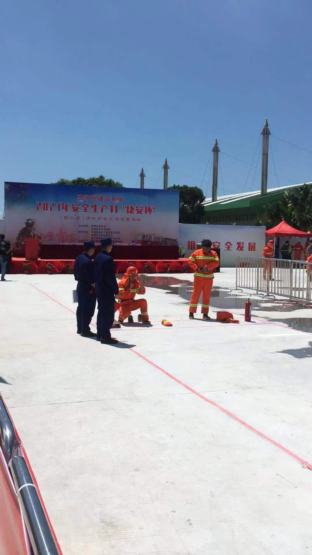 烈日鏖戰練兵場 筑牢消防安全底線1.jpg